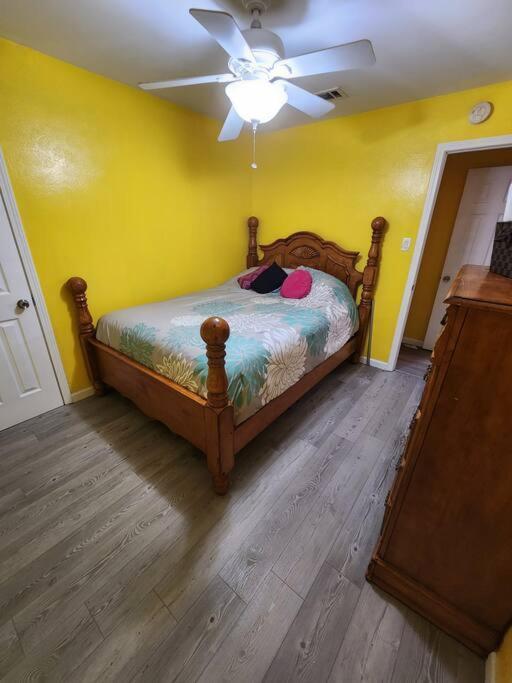 ニューオーリンズ Orleans House With Pool & Parking, Peaceful Blockヴィラ エクステリア 写真